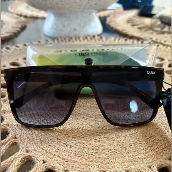 Quay Australia x Desi Perkins Tortoise Sunglasses - Picture 1 of 5